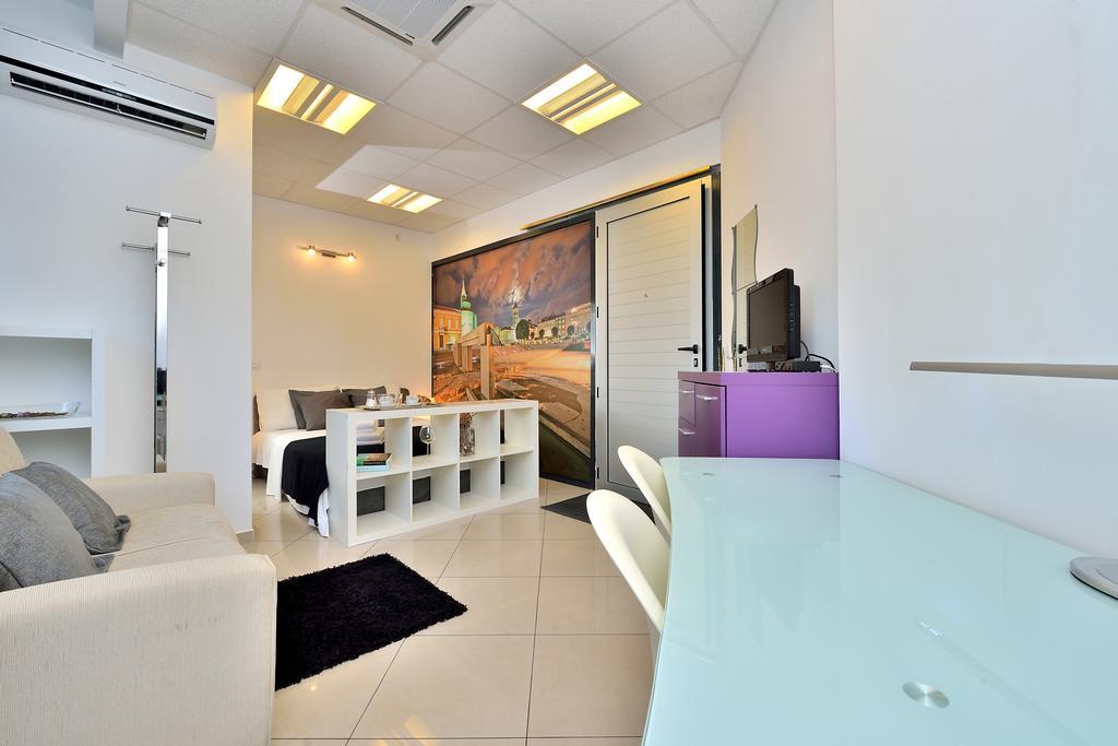 Che Room Zadar Bagian luar foto